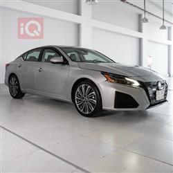 نيسان ألتيما